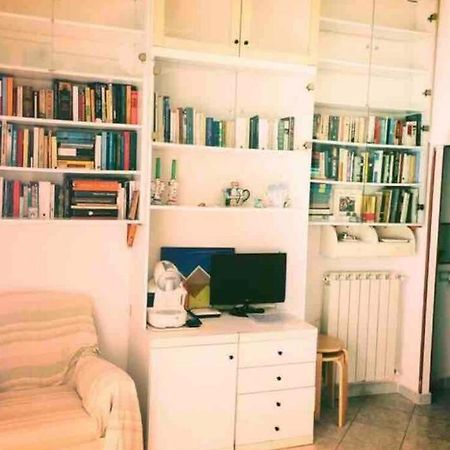 Cosy Studio Flat On The Seaside Apartment ลิโด ดิ ออสเตีย ภายนอก รูปภาพ
