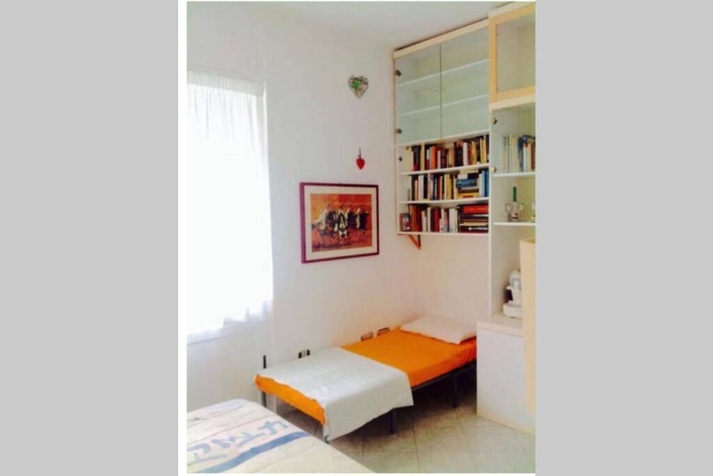 Cosy Studio Flat On The Seaside Apartment ลิโด ดิ ออสเตีย ภายนอก รูปภาพ